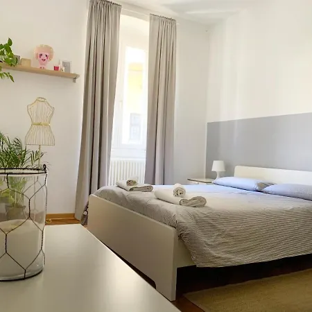 Apartamento Casa Strehler Trieste Exterior foto